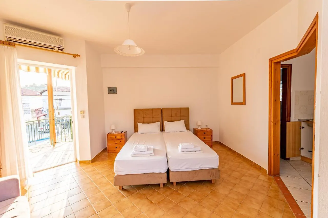 Apartment Skioni Studios Nea Skioni